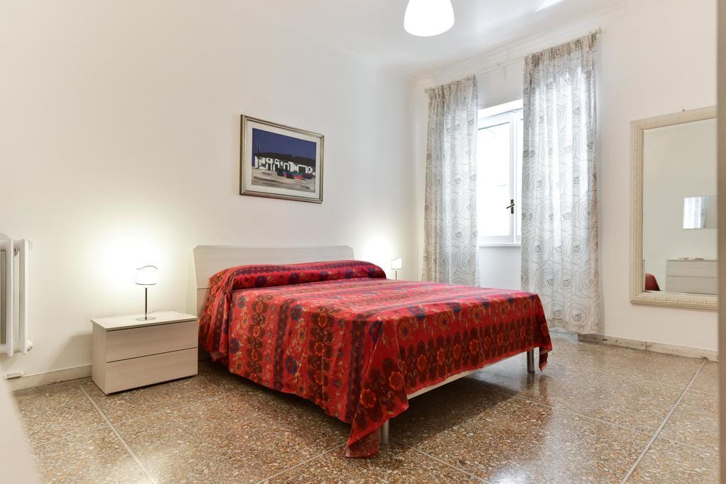 Red & White Vatican Apartment ローマ エクステリア 写真