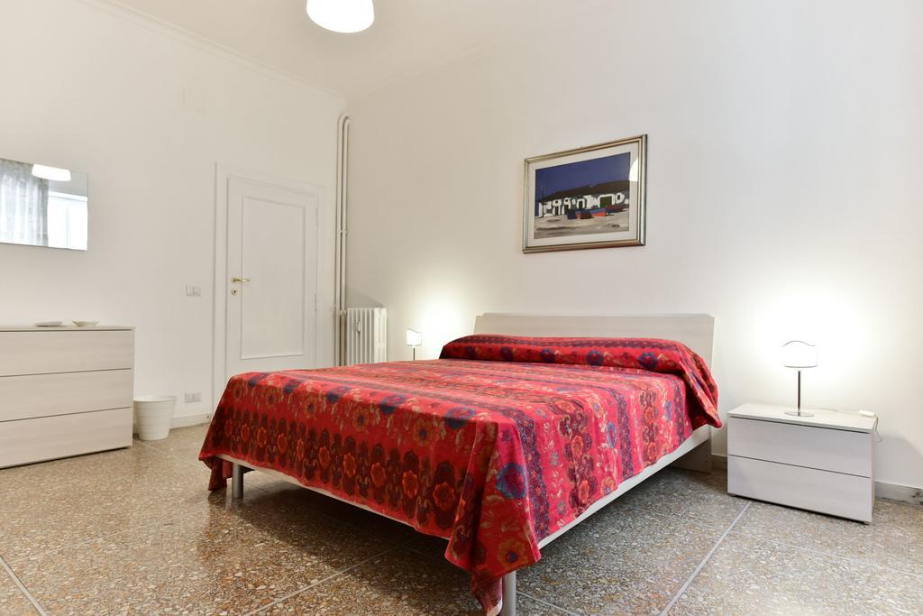 Red & White Vatican Apartment ローマ エクステリア 写真