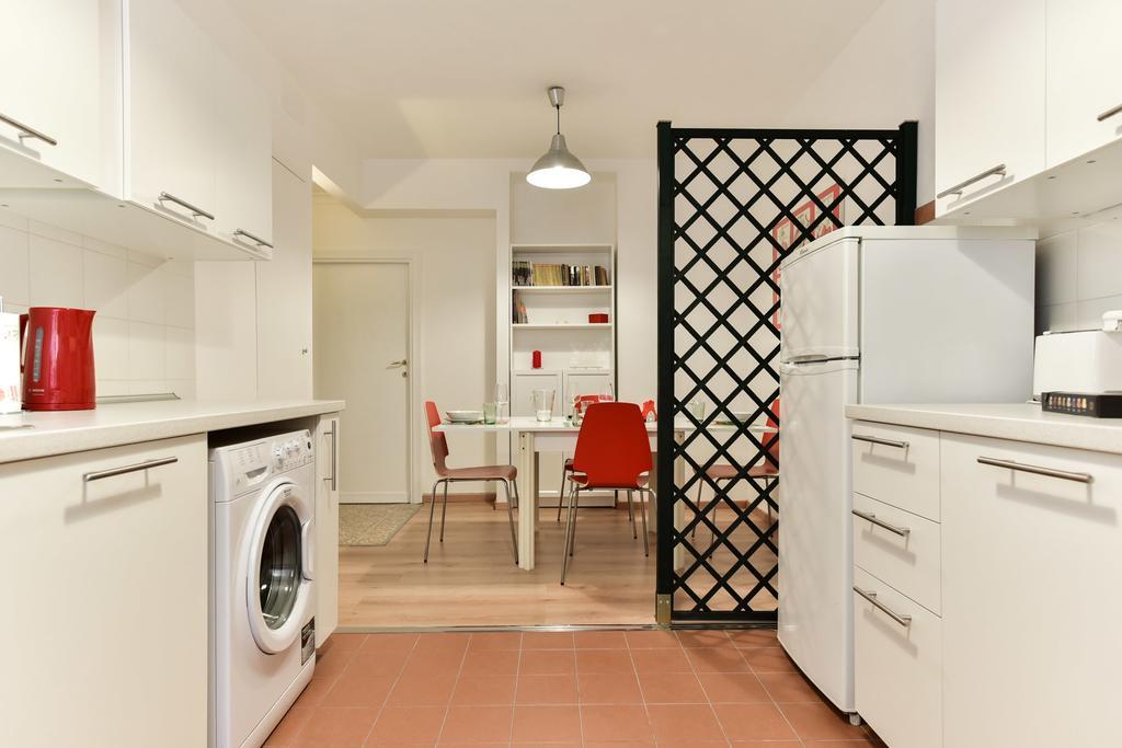 Red & White Vatican Apartment ローマ エクステリア 写真