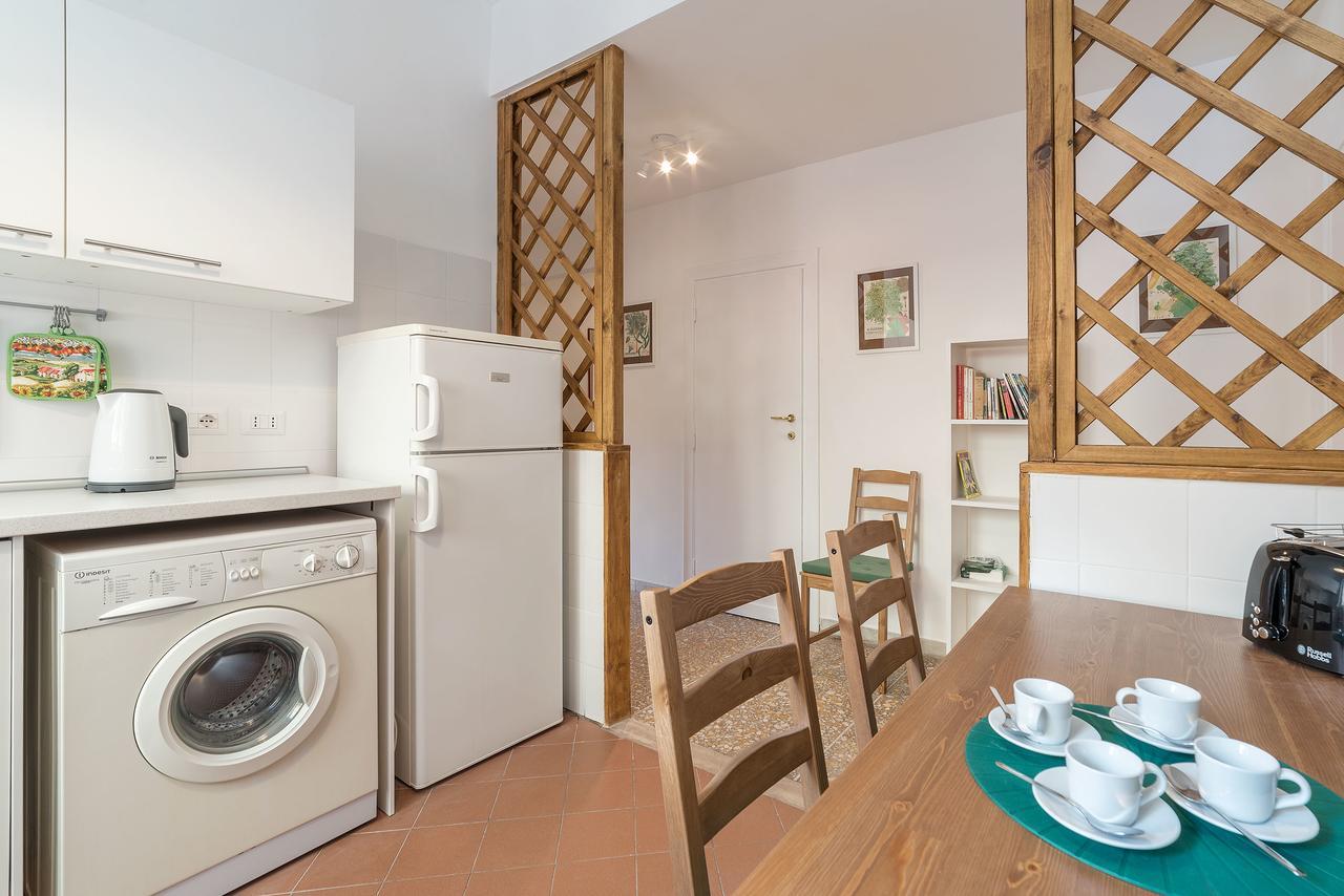 Red & White Vatican Apartment ローマ エクステリア 写真